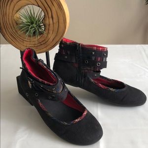 Harajuku Mini Little Girls Black Shoes SZ 4 USED